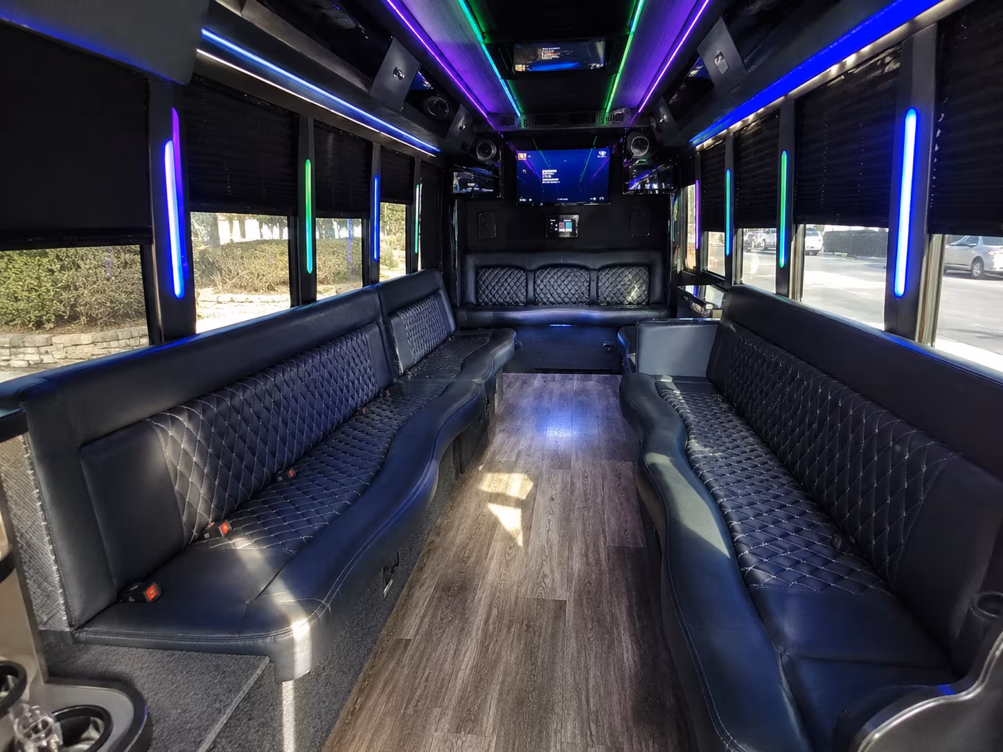 brentwood 15 passenger party bus interior