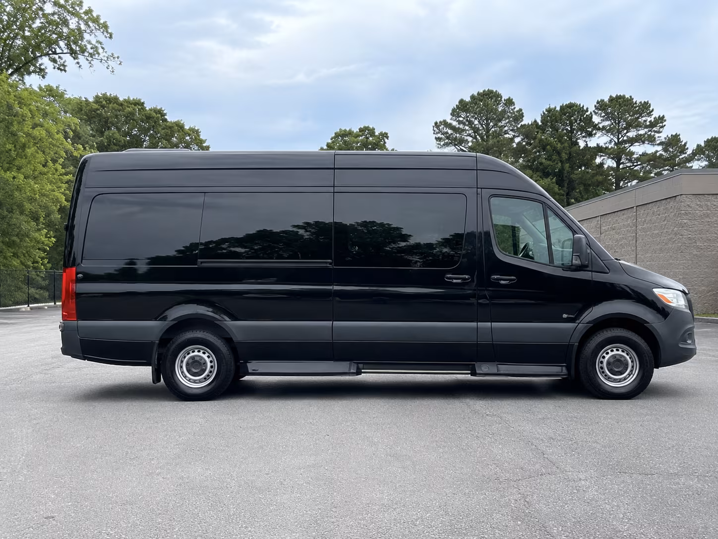 brentwood sprinter van with driver