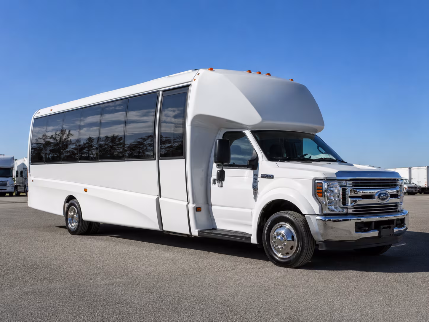 field trip buses for brentwood elementary and middle school groups