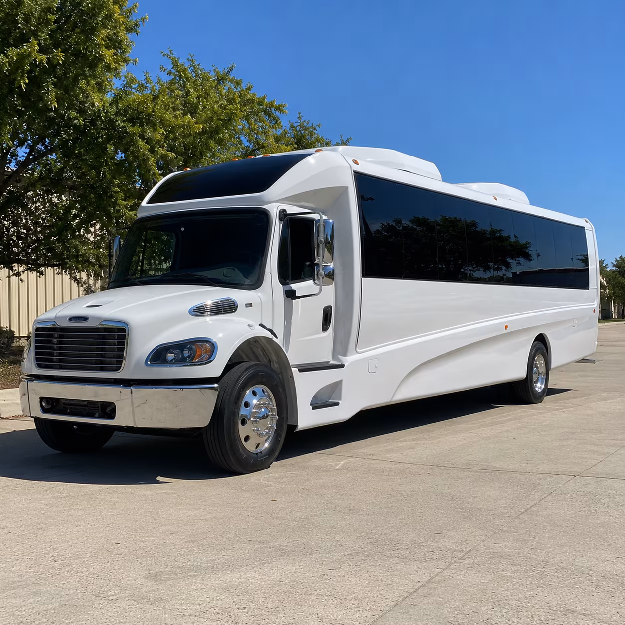 funeral and memorial service transportation buses for brentwood congregations
