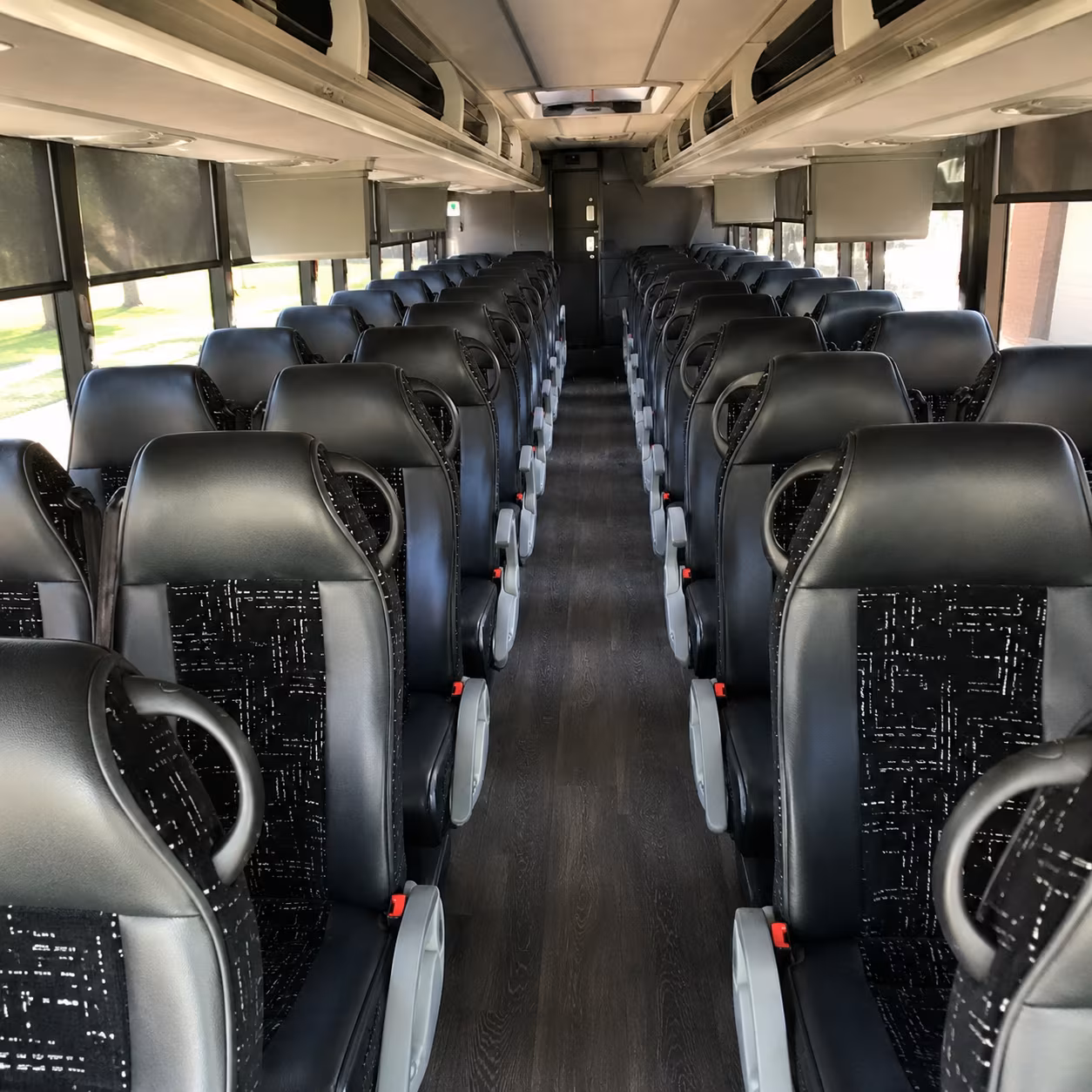 long distance charter bus trips from brentwood to los angeles