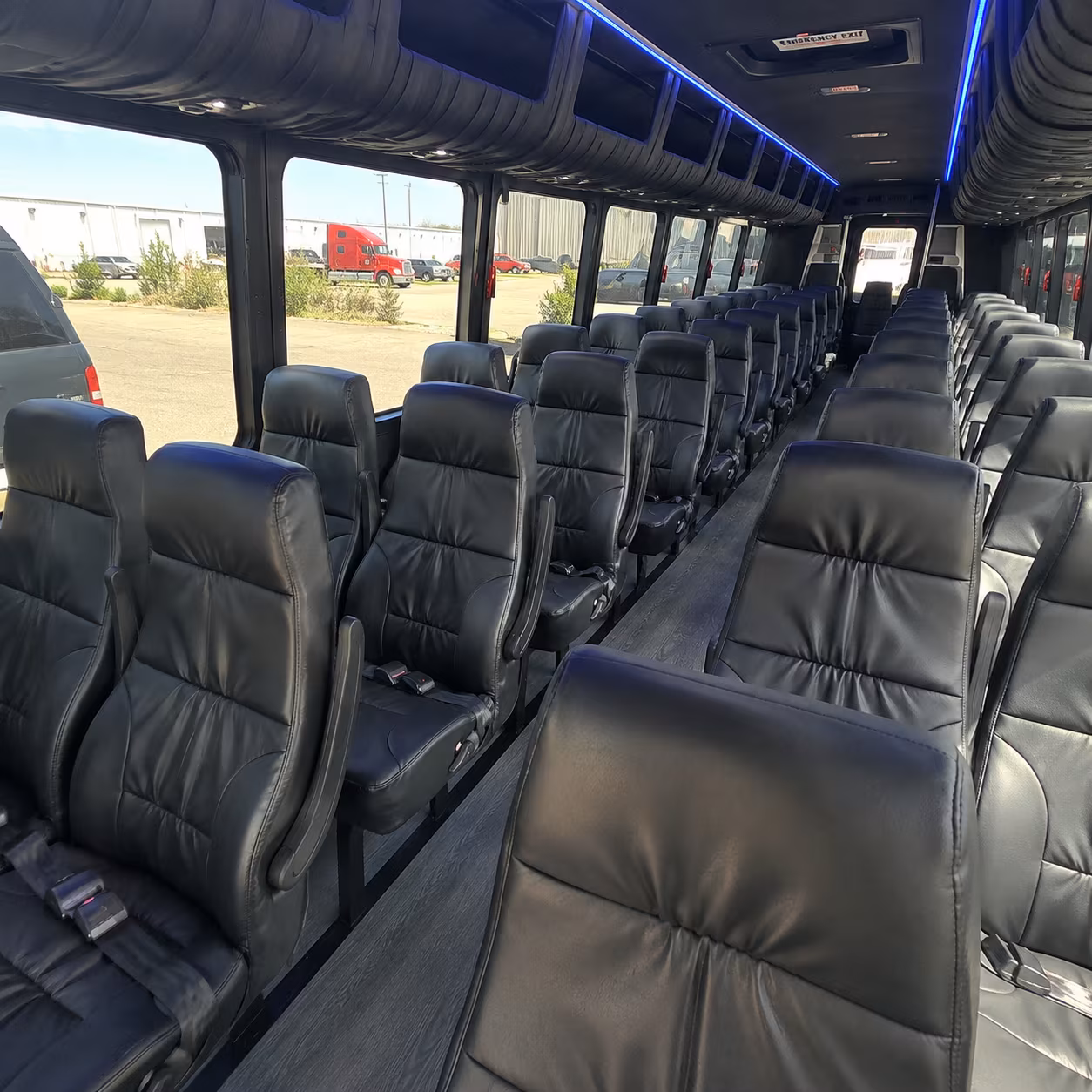 minibus wine tour rentals for small groups around brentwood