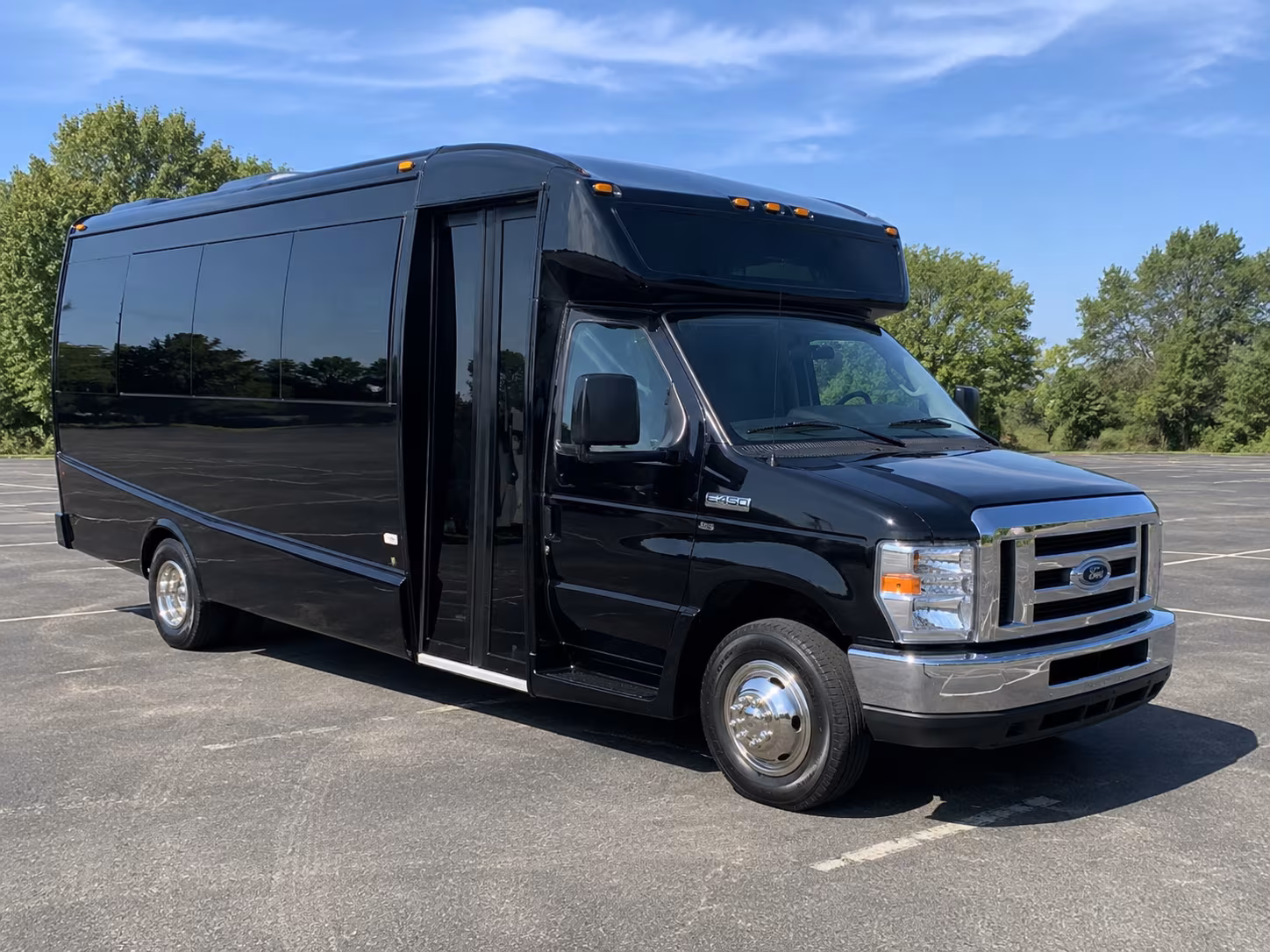 minibuses and sprinter vans for small corporate groups in brentwood