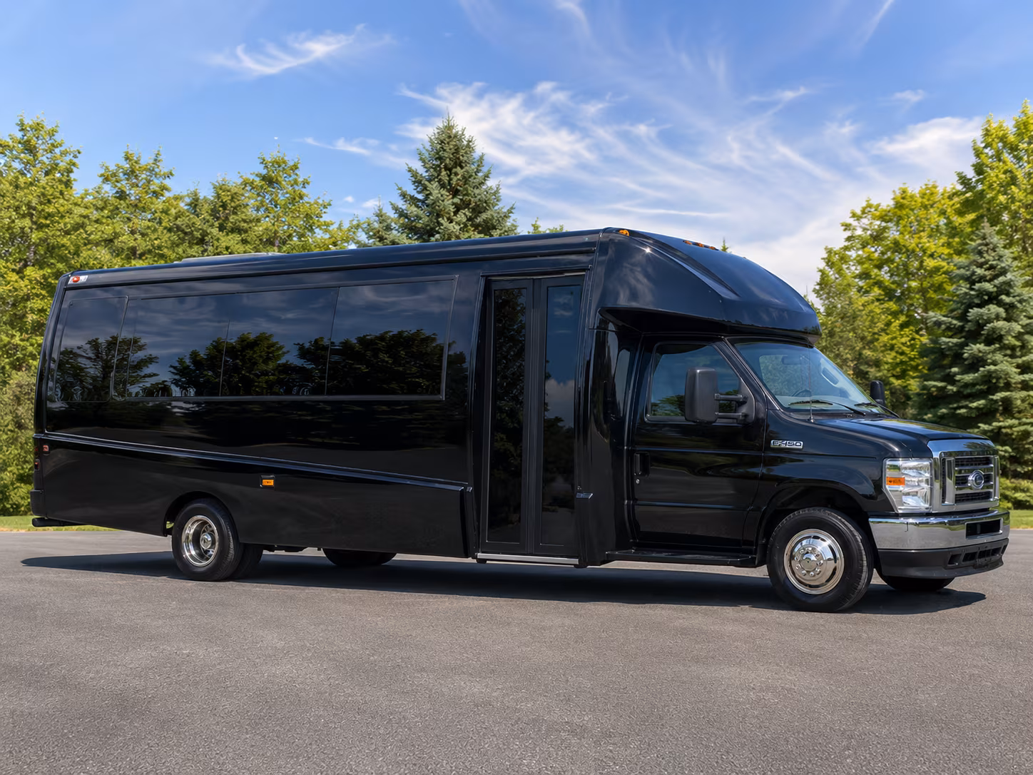 minibuses for brentwood prom groups of every size