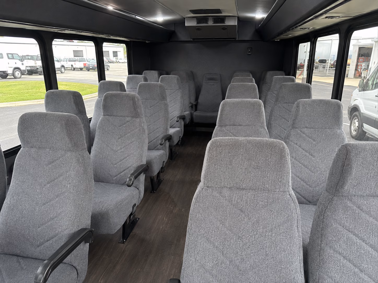 minibuses for bridal party transportation on your brentwood wedding day
