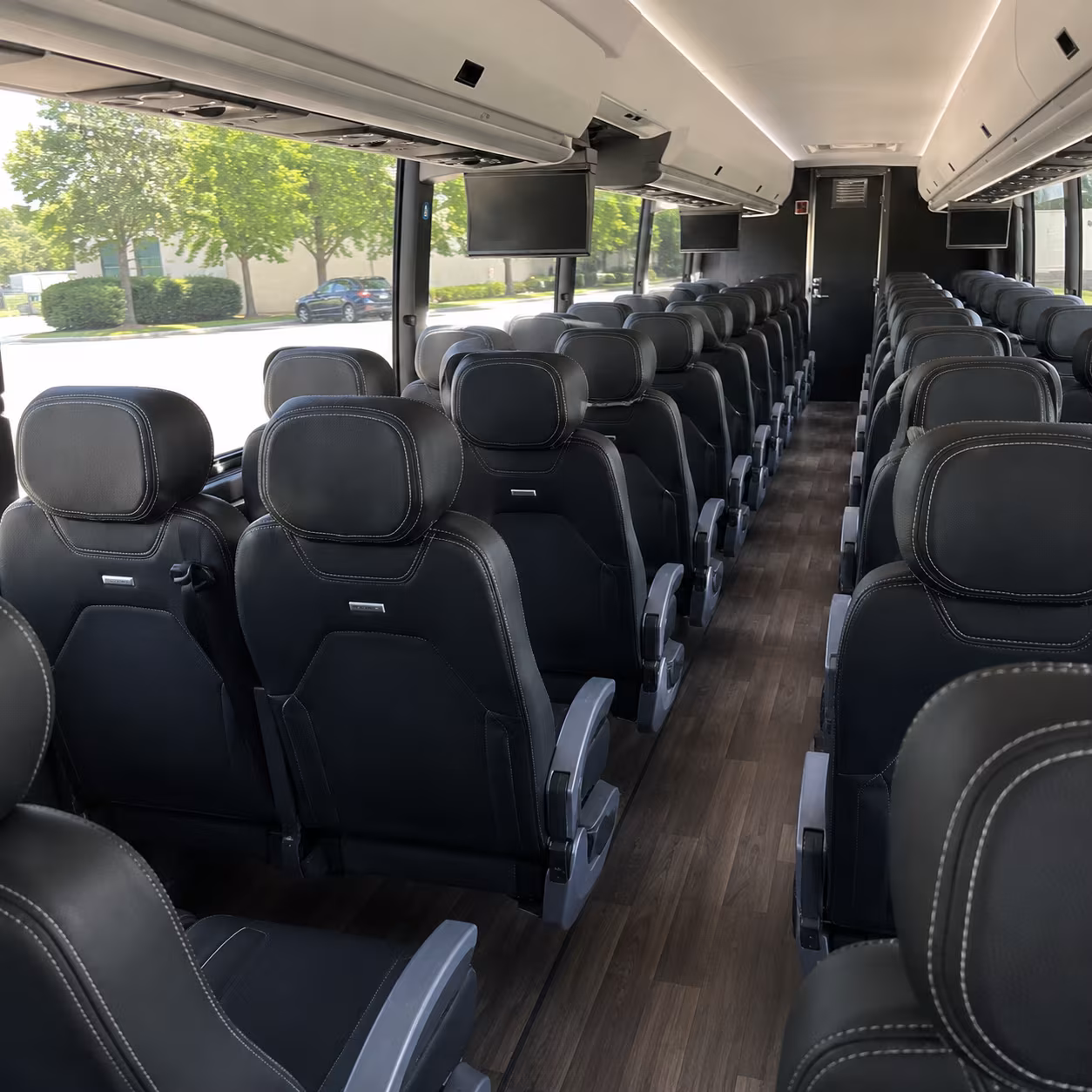 weekly worship shuttle buses for brentwood congregations